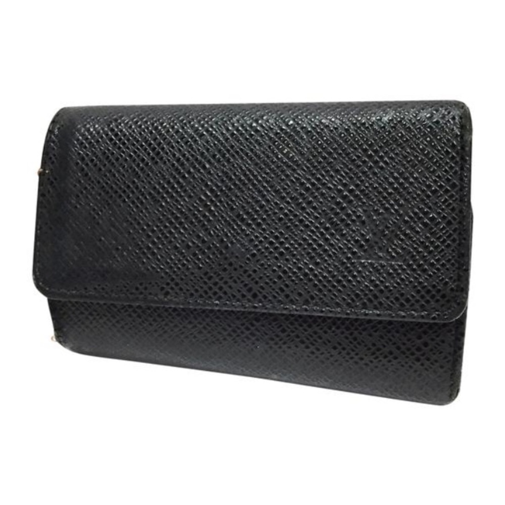 Louis Vuitton black taiga 6 key ring wallet
